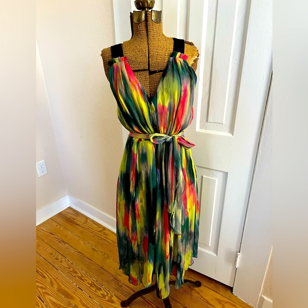 Stunning Simply Vera by Vera Wang Watercolor Dress in S Lightweight & Gorgeous